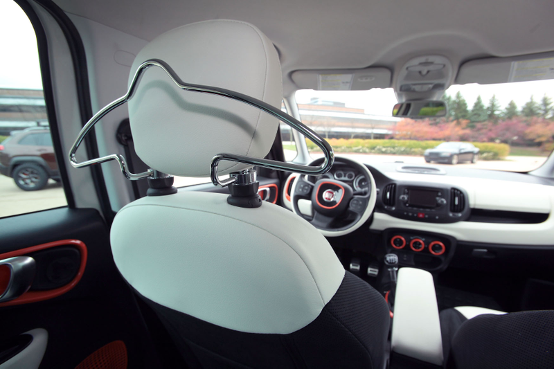 Illustration for article titled Chrysler Has Found A Way To Put Orange Accents On All Their Cars